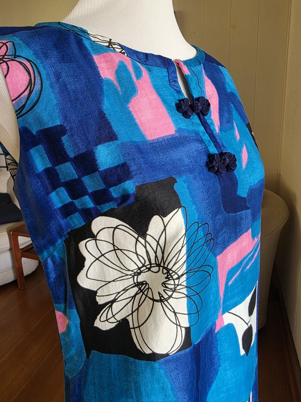 Vintage 60s Muumuu MAXI dress HAWAIIAN TOGS Abstract Floral MCM Asian Inspo
